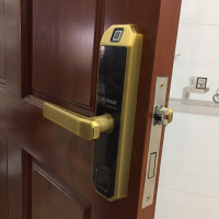 Những khóa vân tay điện tử lắp đặt cho cửa đố bé dưới 10cm